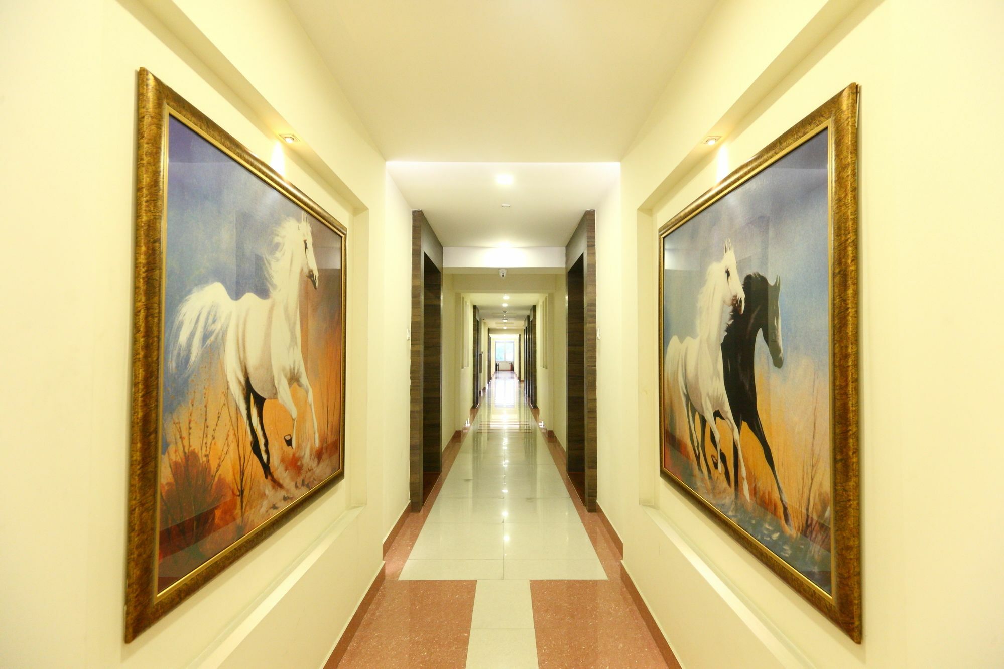 Fabhotel Prime Adore Residency Csennai Kültér fotó